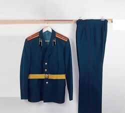 Военная форма офицерская, парадная - китель, брюки, ремень СССР
