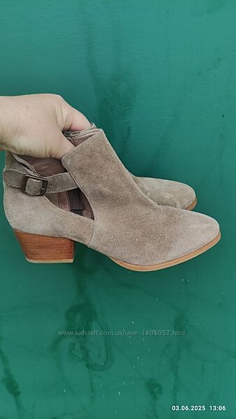 Черевики 38 розмір