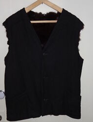 Тёплый меховой жилет