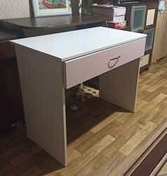 Стіл письмовий 