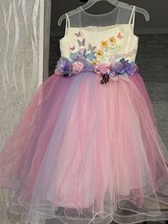 Святкова пишна сукня р.116-122