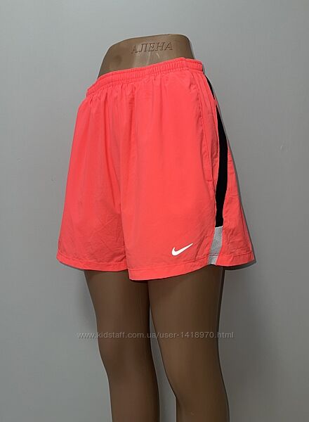 Яскраві оригінальні шорти для занять спортом nike dri-fit
