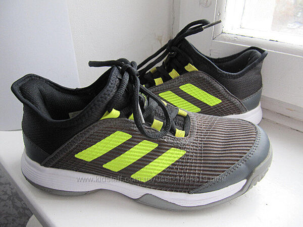 Кроссовки Adidas адидас 