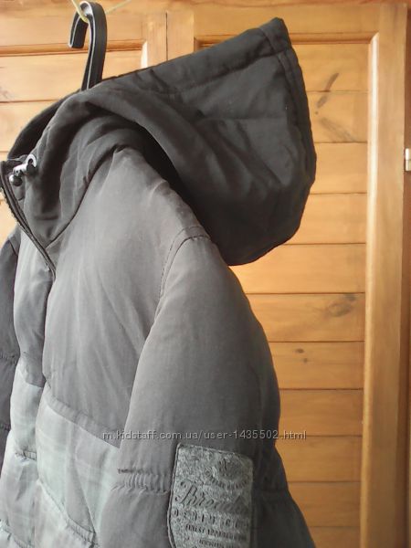 Мини пуховик фирмы threadbare размер М.