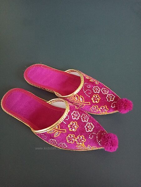 Тапочки для дівчинки