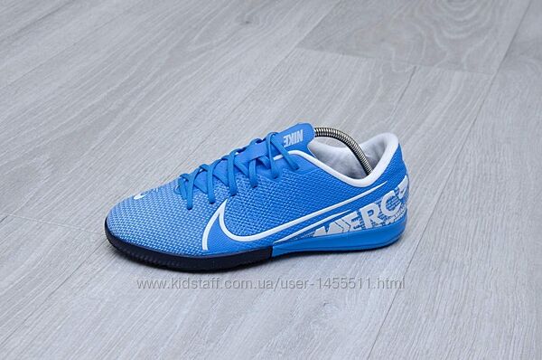 Бампи, футзалки Nike Mercurial Vapor 13 Academy IC. Устілка 22,5 см
