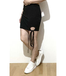 Eur 40 асиметрична спідниця чорна облягаюча еластична жіноча коротка гумка 