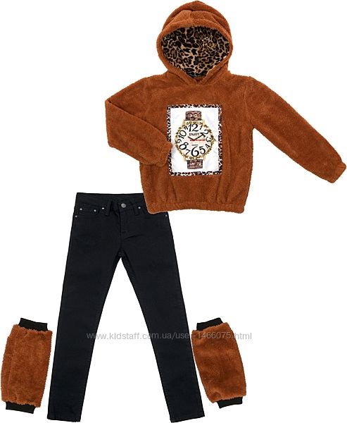 Стильный уютный костюм для девочки джинсы-стрейч, меховой худи и гетры.