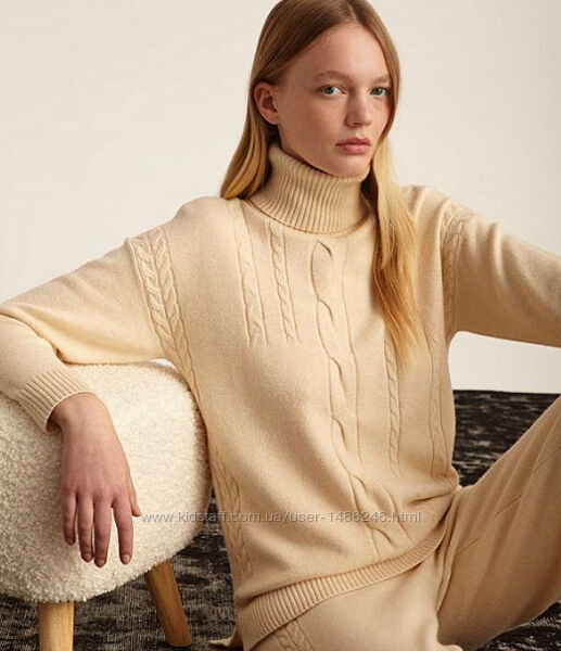 Свитер молочного цвета Marina V Paris, Франция