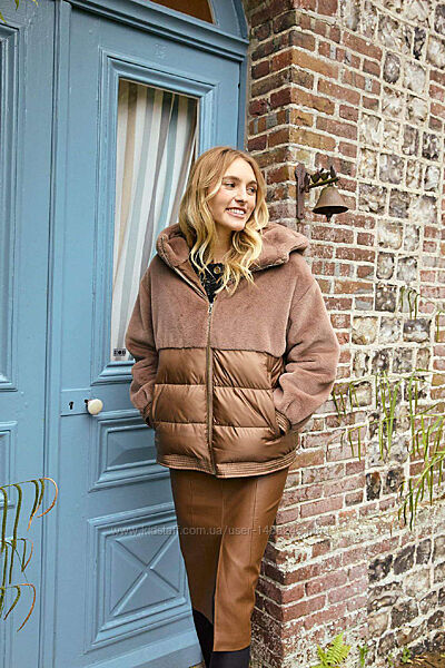 Куртка с меховой отделкой Derhy, Франция