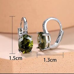 Серьги с перидотом разние