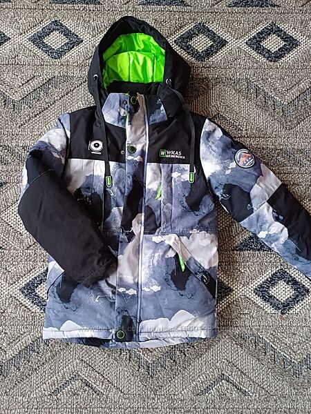 Зимова куртка для хлопчика 7-9 років