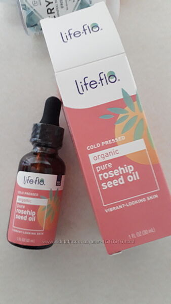 В наявності органічна олія насіння шипшини Life flo iHerb Айхерб