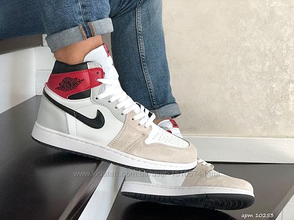 р.43,44,46 Кроссовки  Nike Air Jordan серо/бежево/белые KS 10253