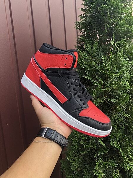 р.44 Стильные кроссовки Nike Jordan черно/красные  KS 10731