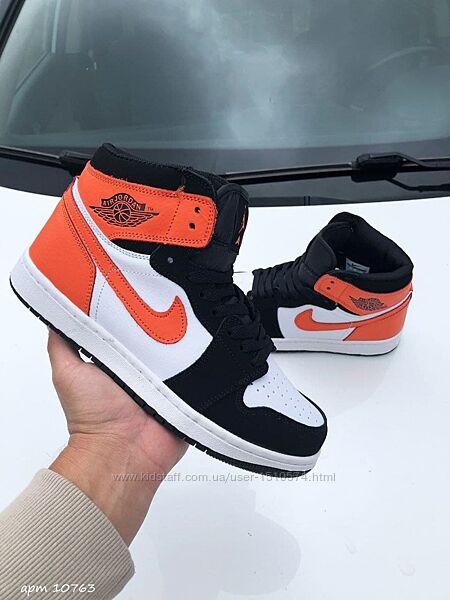 р.40 Кроссовки Nike Air Jordan бело/черно/оранжевые KS 10763