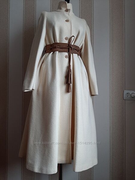 Пальто деми, макси&92миди , 100 НАТУРАЛЬНАЯ ШЕРСТЬ, пальто Max Mara.