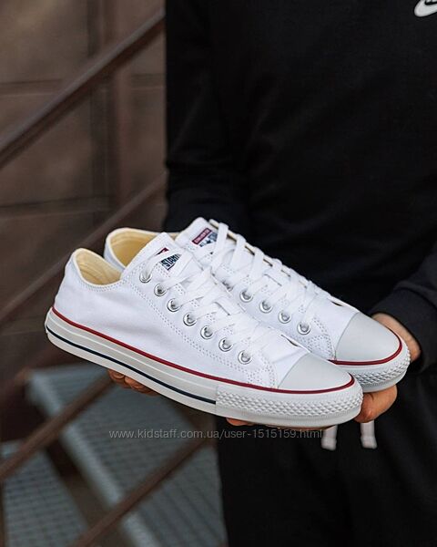 p.38-44  Converse Chuck Taylor All Star White  CN001