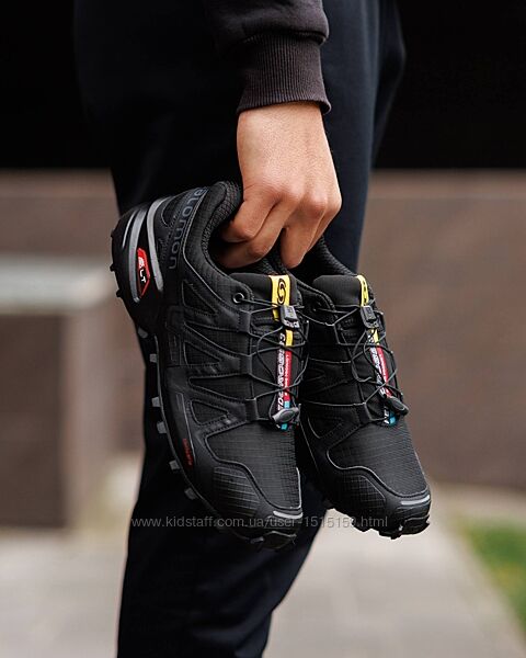 p.41-46  Salomon Speedcross 4 Black   SL022