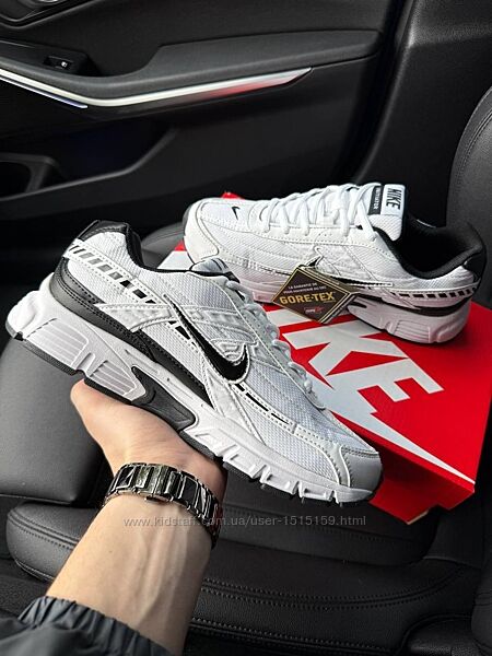 p.41-45  Nike Initiator Gore-Tex White Black  NK325