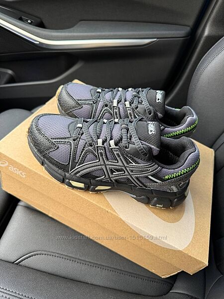 p.37-41  Asics Gel Kahana 8 Dark Grey  AS037