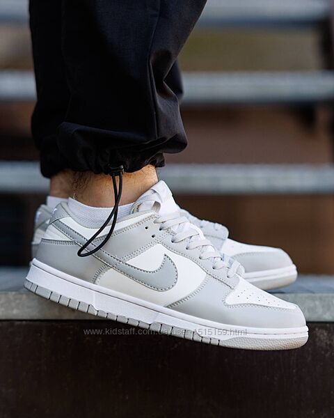 p.40-44   Nike SB Dunk Low White Grey   NK212