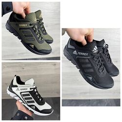 Кроссовки летние Adidas terrex. 40-45 размер, хаки, зеленые, кожа натур.