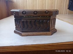 Красивая шкатулка из ореха с секретом, хендмейд