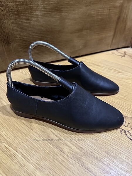 ZARA Trafaluc / шкіряні туфлі-човники