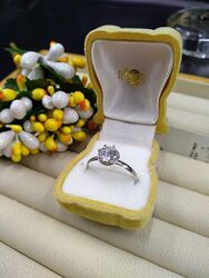Серебряное нежное кольцо с фианитом 925 последний размер 18 скидка