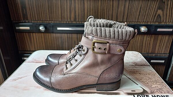 Ботинки демисезонные 24.5. Новые