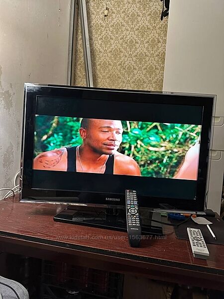 Телевізор SAMSUNG LE32D550