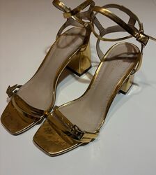 Золоті босоніжки на підборі ASOS / 36
