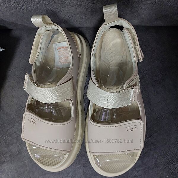 Босоніжки Ugg