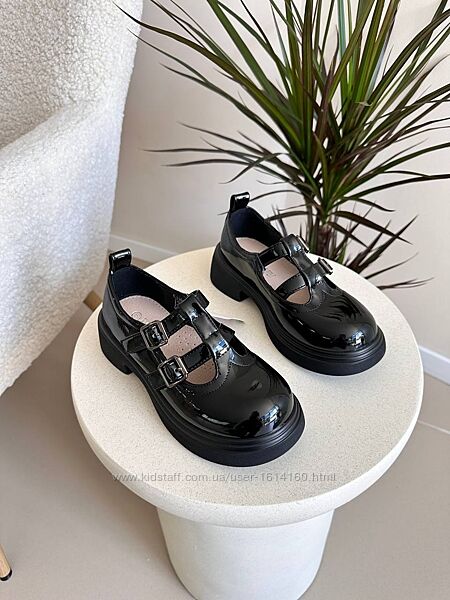 Туфлі дитячі школа