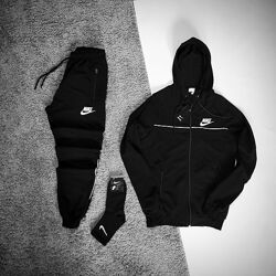 Чоловічий спортивний костюм Nike