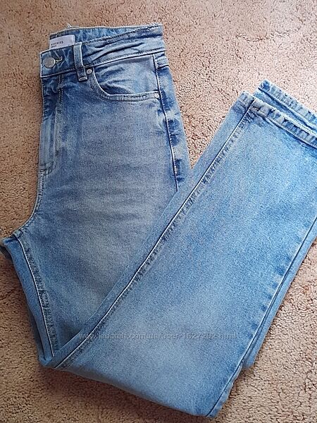 Джинси Reserved блакитні 34р.