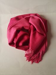 Шарф палантин красный двухцветный