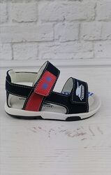 Брендові босоніжки WeeStep 