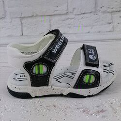 Брендові босоніжки WeeStep 