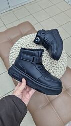 Зимові хайтопи, кросівки фірми Tom. m