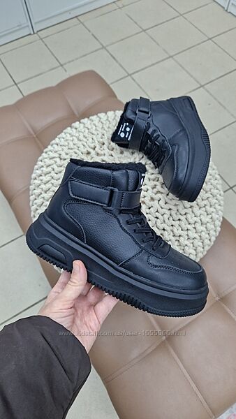 Зимові хайтопи, кросівки фірми Tom. m