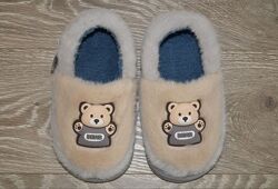 Дитячі домашні тапочки із задником / Закриті тапочки / Чуні 4 кольори