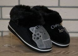 Дитячі кімнатні / домашні тапочки із задником Чуні