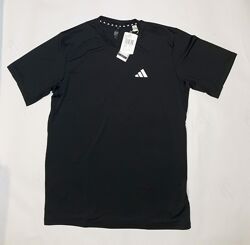 Нова чоловіча тренувальна футболка Adidas performance training essentials 