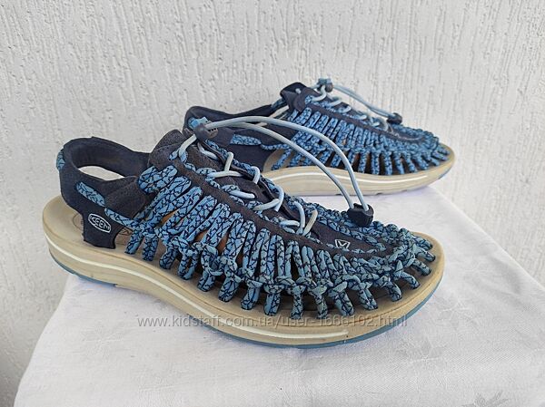 Босоножки, мокасини keen anatomical footbed р.41