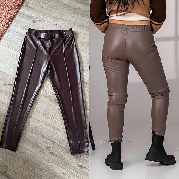 Жіночі лосіни peacocks під екошкіру шоколадного кольору