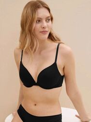 Черный базовый бюстгальтер Marks & Spencer, 80b.