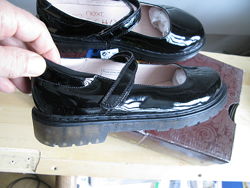 школьные туфли для девочки Next оригинал англия 23cм стелька