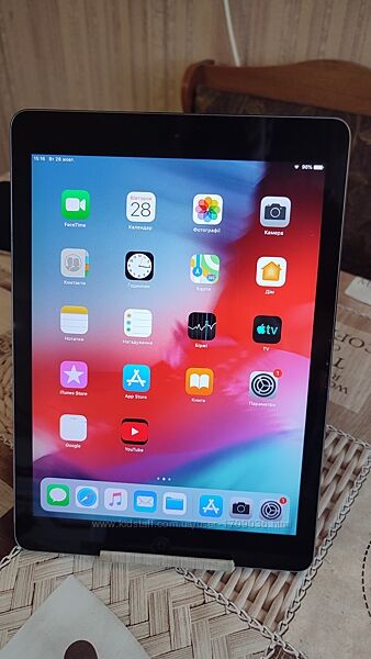 Продам планшет Apple iPad Air Wi-Fi 1/16GB, гарний стан.